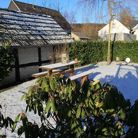 Am Kreuzberg - Nuerburgring * 우멘