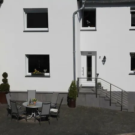 펜션 Am Kreuzberg - Nuerburgring *